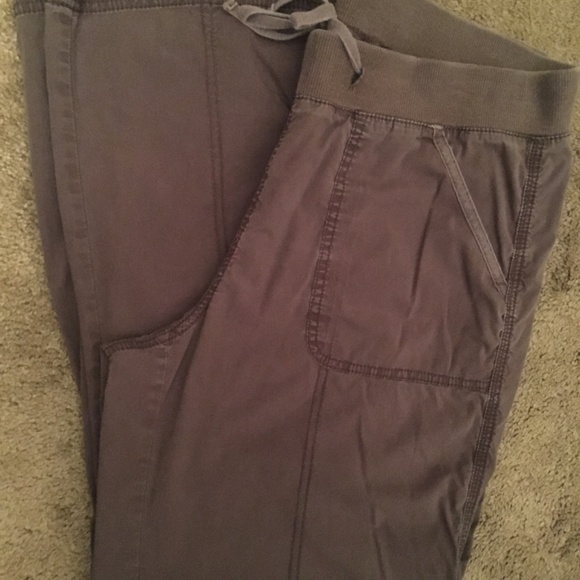 Women’s Life Is Good Camp Pants Size Medium - Picture 2 of 4